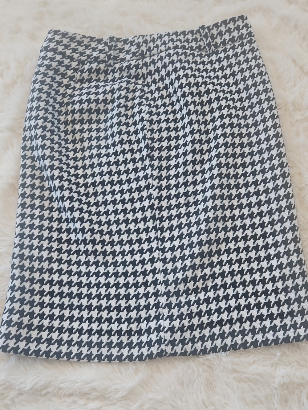 Calvin Klein Black White and Black Pencil Skirt Office Chic Academia Size 0